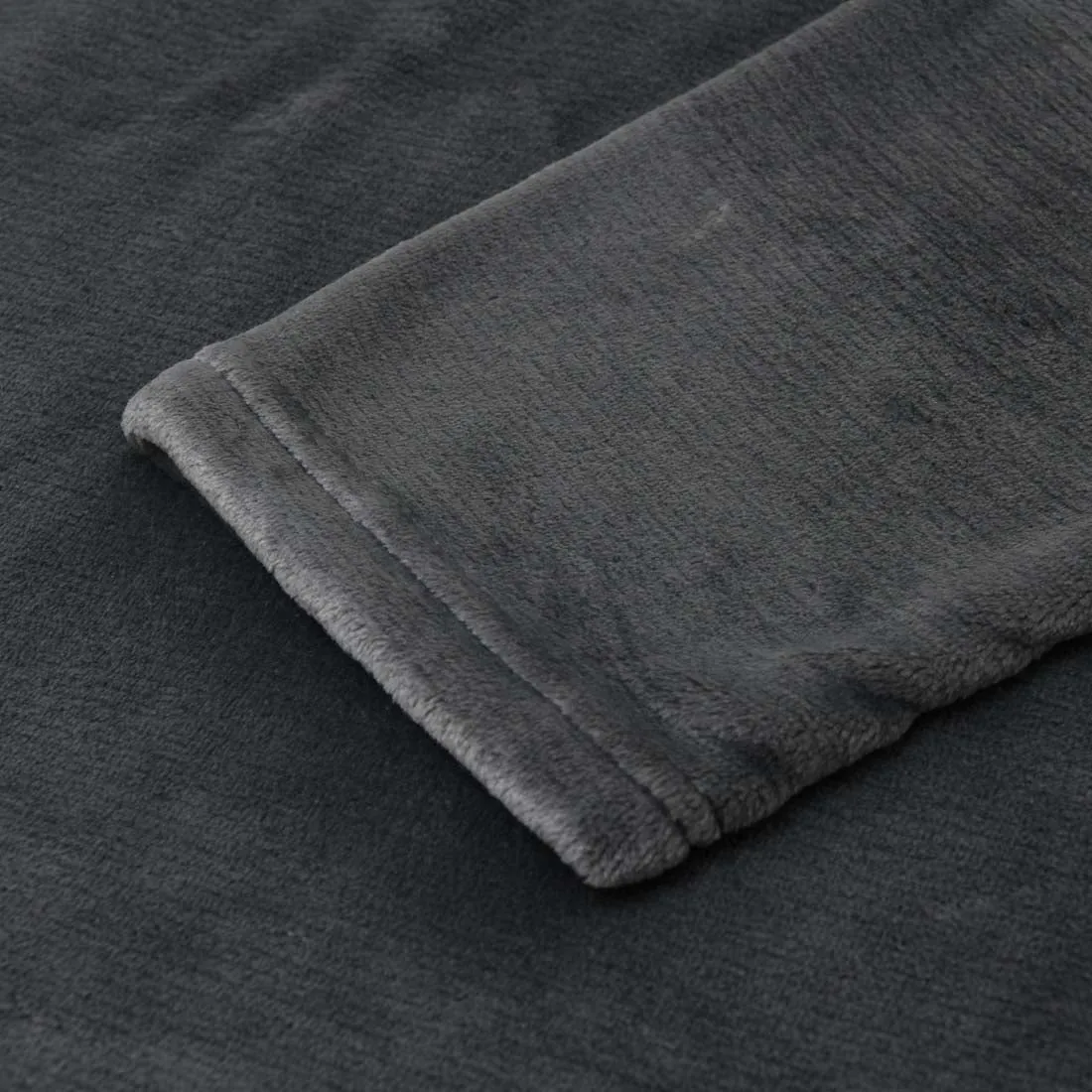 Accessorize Super Soft Hooded Blanket